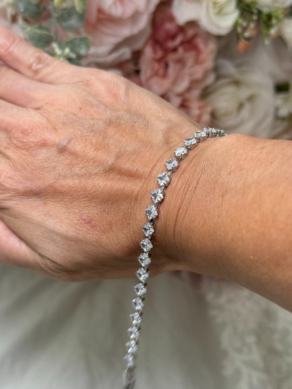 White Gold Plated Cubic Zirconia Leaf Bracelet Sparkle Tennis Crystal CZ Jewelry